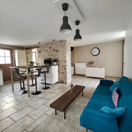 Holiday home L'ecrin De Pierres En Campagne