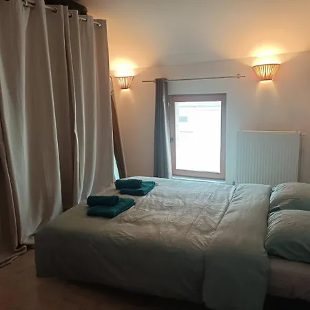 Hébergement de vacances L'ecrin De Pierres En Campagne *