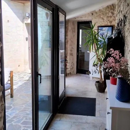 Hébergement de vacances L'ecrin De Pierres En Campagne