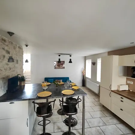 L'ecrin De Pierres En Campagne Holiday home *